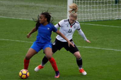 Roux a inscrit le seul but français Roux a inscrit le seul but français