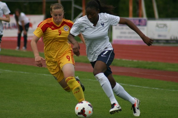 Diani déborde devant Ciolacu Diani déborde devant Ciolacu