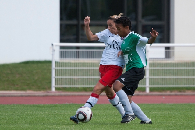 2011_Football_Feminin_Division1_Amical_0008.jpg
