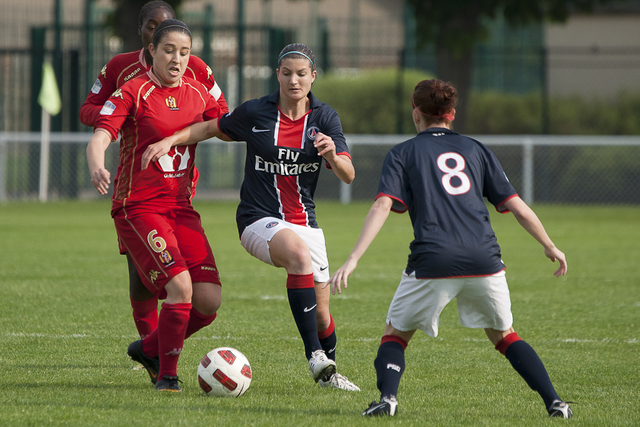 2011_Football_Feminin_Division1_J20_0008.jpg