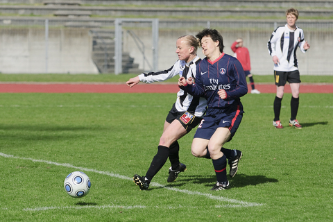 2010_Football_Feminin_Division1_J14_0044.jpg