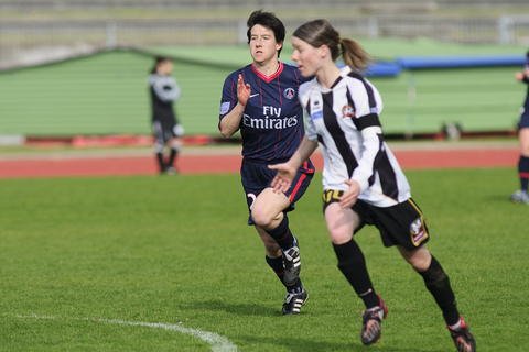 2010_Football_Feminin_Division1_J14_0049.jpg