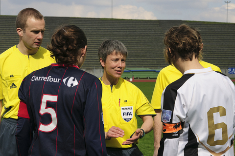 2010_Football_Feminin_Division1_J14_0005.jpg