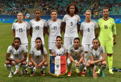 #Rio2016 - JO - NOUVELLE-ZELANDE - FRANCE (0-3) : les Bleues accèdent au quart #Rio2016 - JO - NOUVELLE-ZELANDE - FRANCE (0-3) : les Bleues accèdent au quart