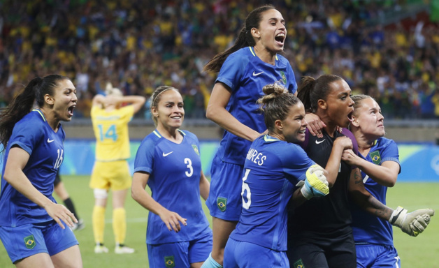 Barbara a évité l'élimination de son équipe (photo FIFA.com) Barbara a évité l'élimination de son équipe (photo FIFA.com)