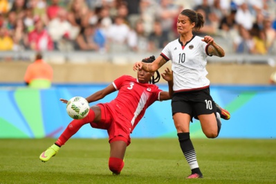 Buchanan a déséquilibré Marozsan et coûté un penalty Buchanan a déséquilibré Marozsan et coûté un penalty