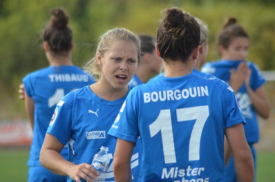 Dumont et Bourgouin, deux joueuses clés du dispositif charentais (photo ASJ Soyaux) Dumont et Bourgouin, deux joueuses clés du dispositif charentais (photo ASJ Soyaux)