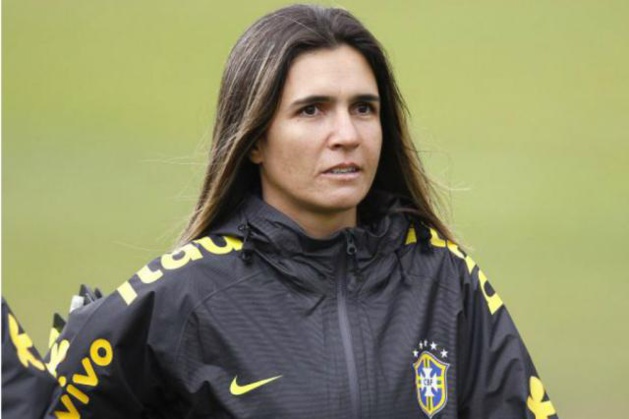 Emily Lima dirige désormais l'équipe nationale féminine Emily Lima dirige désormais l'équipe nationale féminine