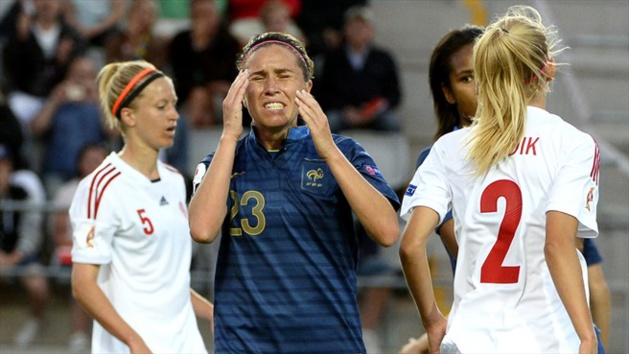 Abily était présente en 2013 et 2009 lors des éliminations en quart de finale (photo UEFA.com) Abily était présente en 2013 et 2009 lors des éliminations en quart de finale (photo UEFA.com)