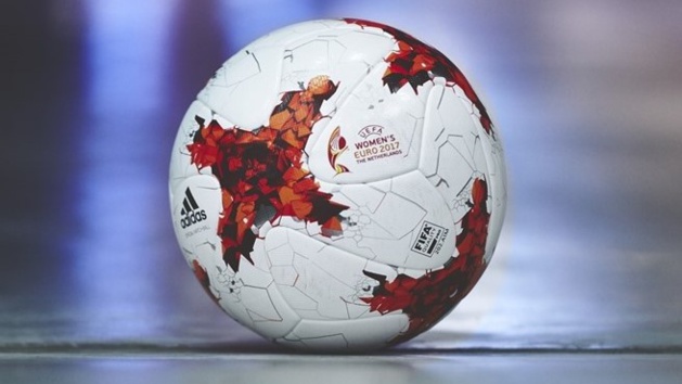 Euro 2017 - Le ballon officiel Adidas pour l'Euro dévoilé Euro 2017 - Le ballon officiel Adidas pour l'Euro dévoilé