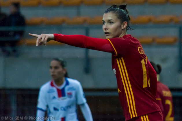 Les Ruthénoises attendent la victoire à Paul Lignon (photo Mica GB M/Phootorafettes) Les Ruthénoises attendent la victoire à Paul Lignon (photo Mica GB M/Phootorafettes)