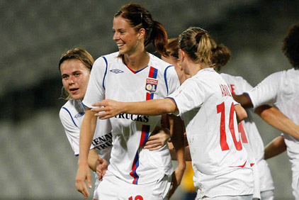 La joie de Schelin et de ses coéquipières (photo : OL) La joie de Schelin et de ses coéquipières (photo : OL)