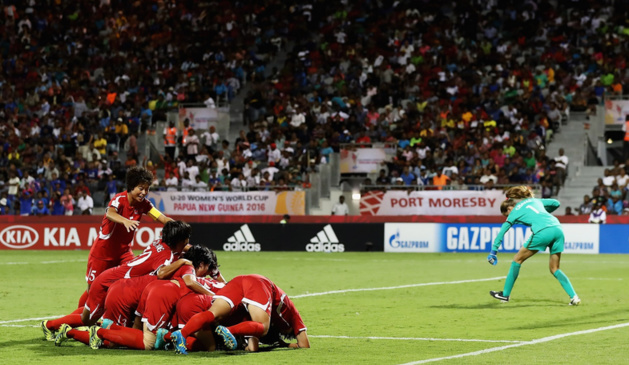 La rage de Chavas contraste avec la joie nord-coréenne (photo FIFA.com) La rage de Chavas contraste avec la joie nord-coréenne (photo FIFA.com)