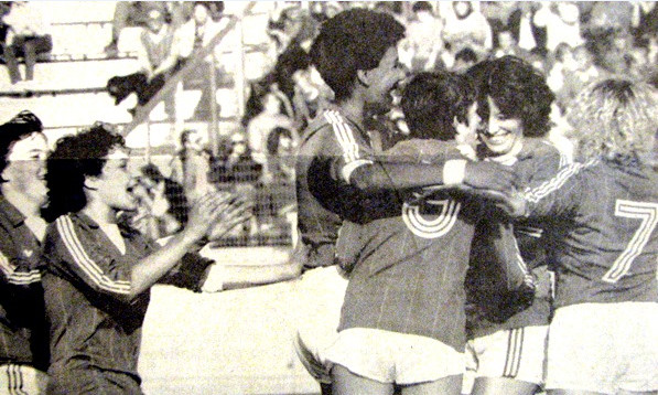 La joie tricolore après le but inscrit face à l'Italie (photo Jacques Médan) La joie tricolore après le but inscrit face à l'Italie (photo Jacques Médan)