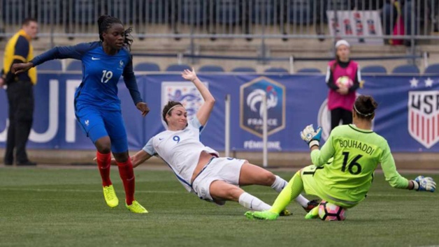 Mbock et Bouhaddi auront été en grande difficulté en première période (photo FA) Mbock et Bouhaddi auront été en grande difficulté en première période (photo FA)