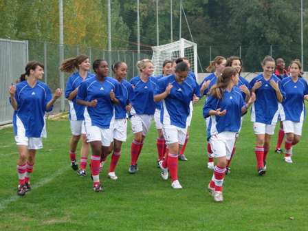 Les Tricolores s'inclinent en amical (photo archive : F. Torrent) Les Tricolores s'inclinent en amical (photo archive : F. Torrent)