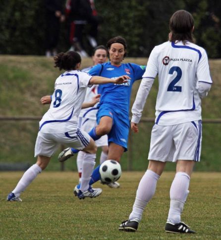 Stensland encore buteuse pour Lyon (photo : Van Gol)