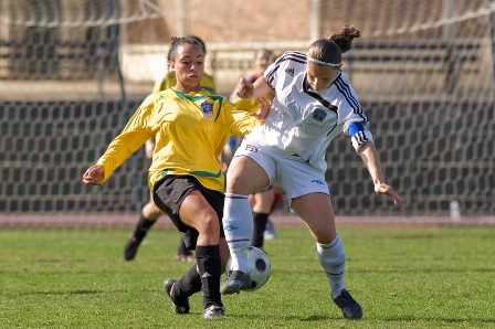 Jaurena et Simone à la lutte (photo : Eric Baledent)