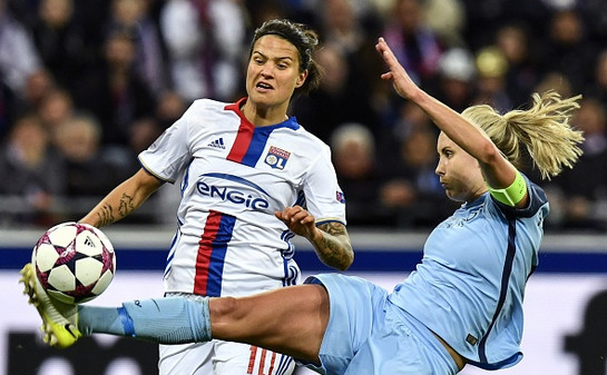 Marozsan et Lyon s'inclinent de nouveau au Parc OL (photo UEFA.com)