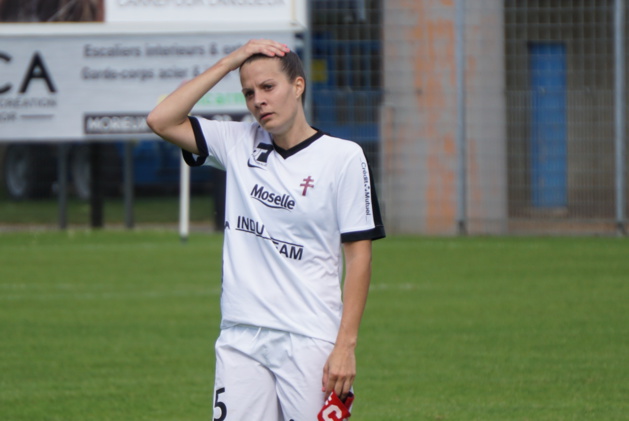 Godart et Metz relégués après la défaite à Guingamp (2-6) (photo footofeminin) Godart et Metz relégués après la défaite à Guingamp (2-6) (photo footofeminin)