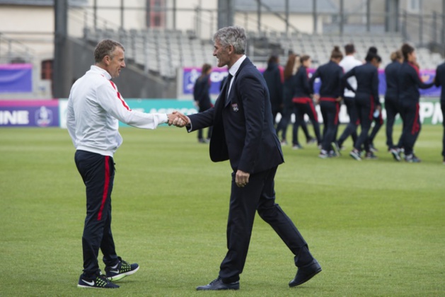 Patrice Lair et Gérard Prêcheur avant la rencontre (photo PSG.fr) Patrice Lair et Gérard Prêcheur avant la rencontre (photo PSG.fr)