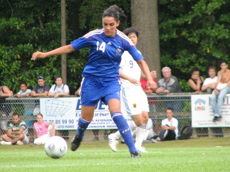 Louisa Necib et le milieu de terrain auront eu peu d'espace Louisa Necib et le milieu de terrain auront eu peu d'espace