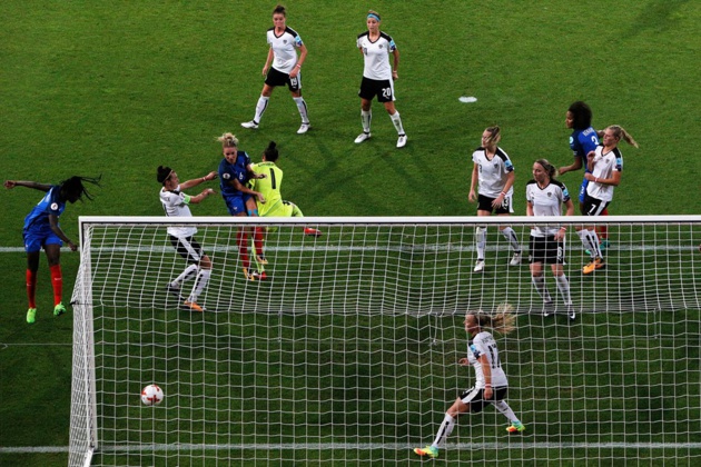 #WEURO2017 - Wendie RENARD : "On a facilité leur plan de jeu"