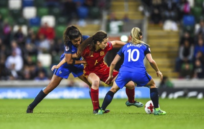 La lutte fut difficile au milieu de terrain La lutte fut difficile au milieu de terrain