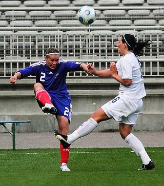 Sandrine Dusang de retour en Bleues (photo : Van Gol) Sandrine Dusang de retour en Bleues (photo : Van Gol)