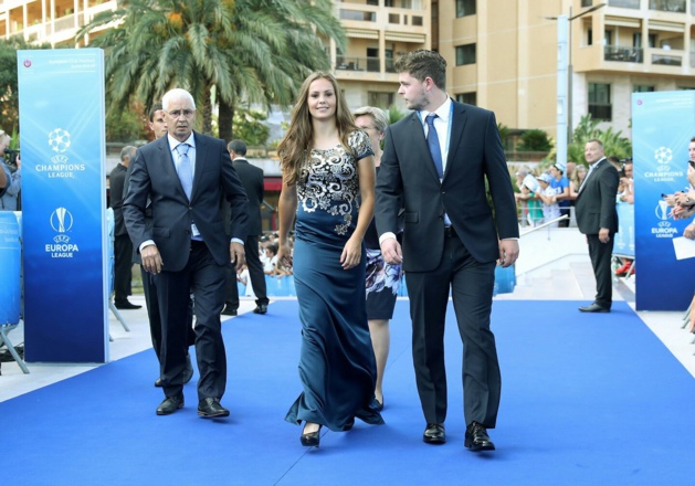 UEFA - Lieke MARTENS fait coup double en étant élue joueuse de l'année UEFA - Lieke MARTENS fait coup double en étant élue joueuse de l'année