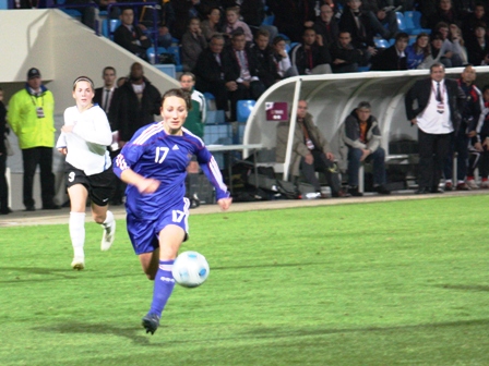 Le triplé pour Gaëtane Thiney (photo : Sébastien Duret)