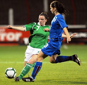 McKenna face à l'Islandaise O. Vidarsdottir (photo : IFA)