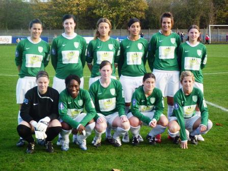 Les Héninoises qui ont fait chuté Lyon ce dimanche (photo : Eric Duchateau) Les Héninoises qui ont fait chuté Lyon ce dimanche (photo : Eric Duchateau)