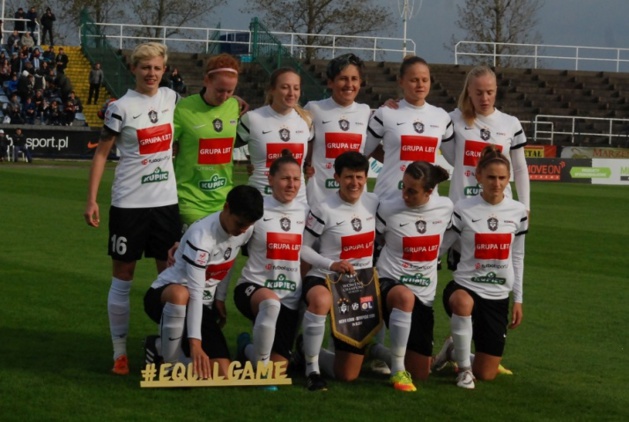 Ligue des Champions (16es) - L'OL gère son entrée en matière Ligue des Champions (16es) - L'OL gère son entrée en matière