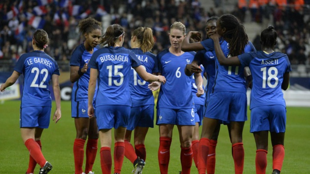 Henry au centre, capitaine des Bleues (photo A.Mesa/FFF) Henry au centre, capitaine des Bleues (photo A.Mesa/FFF)