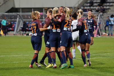 Karchaoui au centre double passeuse décisive (photo footofeminin) Karchaoui au centre double passeuse décisive (photo footofeminin)