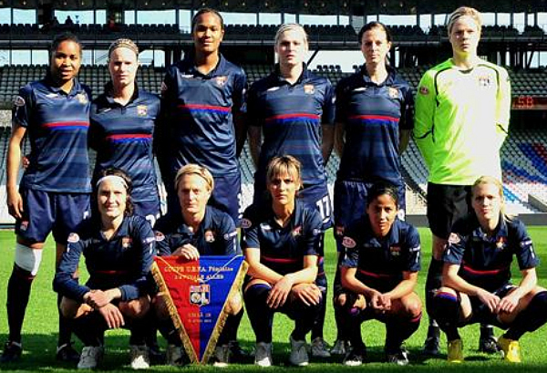 Le onze lyonnais (photo : Mohamed Laroui) Le onze lyonnais (photo : Mohamed Laroui)