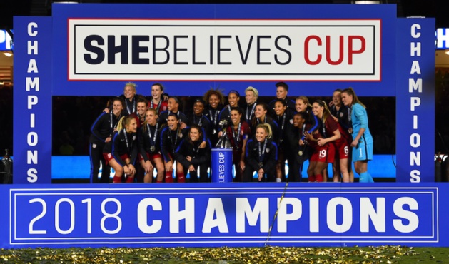 #SheBelievesCup - Les USA coiffent l'Angleterre au poteau et remportent la SBC