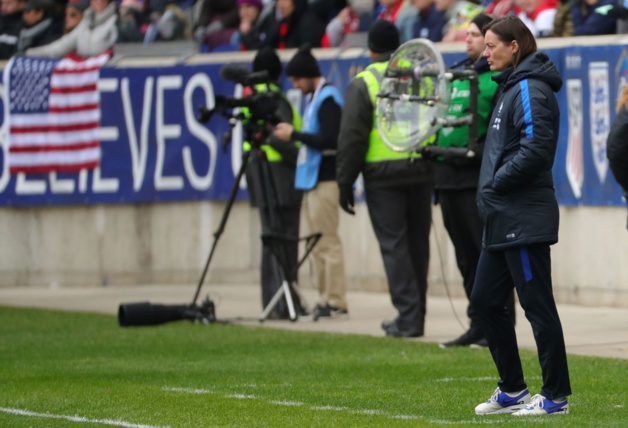 Bleues - La liste pour les deux matchs en avril annoncée : BUSSAGLIA de retour, avec DEBEVER et BILBAULT Bleues - La liste pour les deux matchs en avril annoncée : BUSSAGLIA de retour, avec DEBEVER et BILBAULT