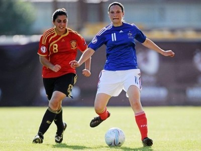 Le Garrec permet à la France d'y croire encore (photos : uefa.com)