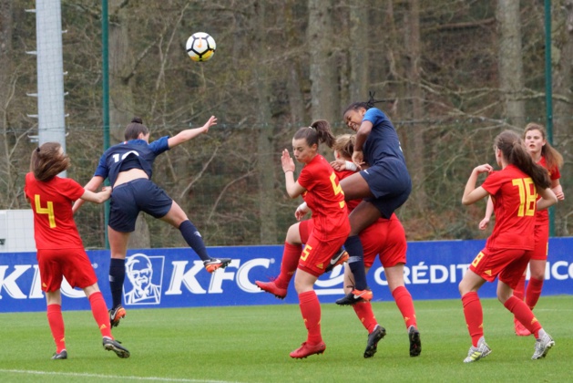 Action avec Ouillon et Ben Rabah dans la défense belge Action avec Ouillon et Ben Rabah dans la défense belge