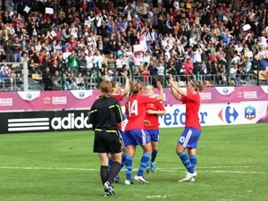 Les Bleues soutenues et félicitées Les Bleues soutenues et félicitées