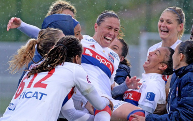 Abily fêtée pour sa dernière à domicile (photo Olweb.fr) Abily fêtée pour sa dernière à domicile (photo Olweb.fr)