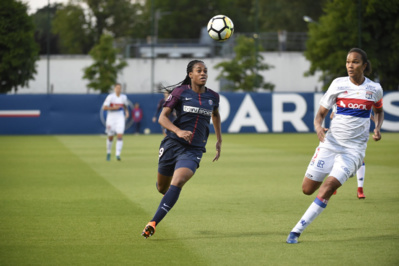 Katoto face à Renard (photo PSG) Katoto face à Renard (photo PSG)