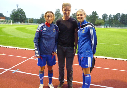 Maxime, membre de l’association en visite à Clairefontaine lors de la préparation des Bleues avant l’Islande