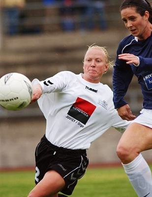 Nelly Guilbert en 2003 Nelly Guilbert en 2003