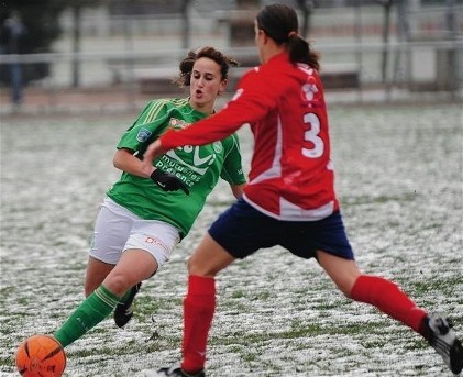 Avec huit buts l'an passé, Kheira Hamraoui espère rééditer sa performance (crédit ASSE)