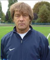 Arrivé en 2005, Philippe Piette est l'entraîneur le plus ancien en poste en D1 Arrivé en 2005, Philippe Piette est l'entraîneur le plus ancien en poste en D1