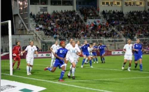 Les Bleues n'ont pas le droit à l'erreur face aux Italiennes (archives Patrick Blond) Les Bleues n'ont pas le droit à l'erreur face aux Italiennes (archives Patrick Blond)