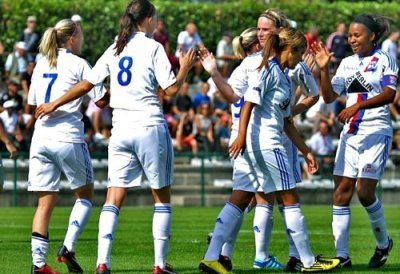 Les Lyonnaises rentrent à la maison avec une courte mais précieuse victoire (Crédit photo olweb) Les Lyonnaises rentrent à la maison avec une courte mais précieuse victoire (Crédit photo olweb)
